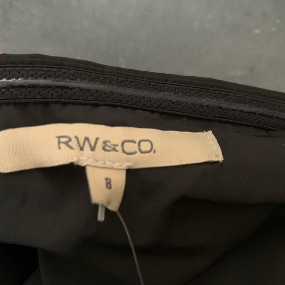 Little Black Dress RW&CO size 8 - Picture 5 of 6